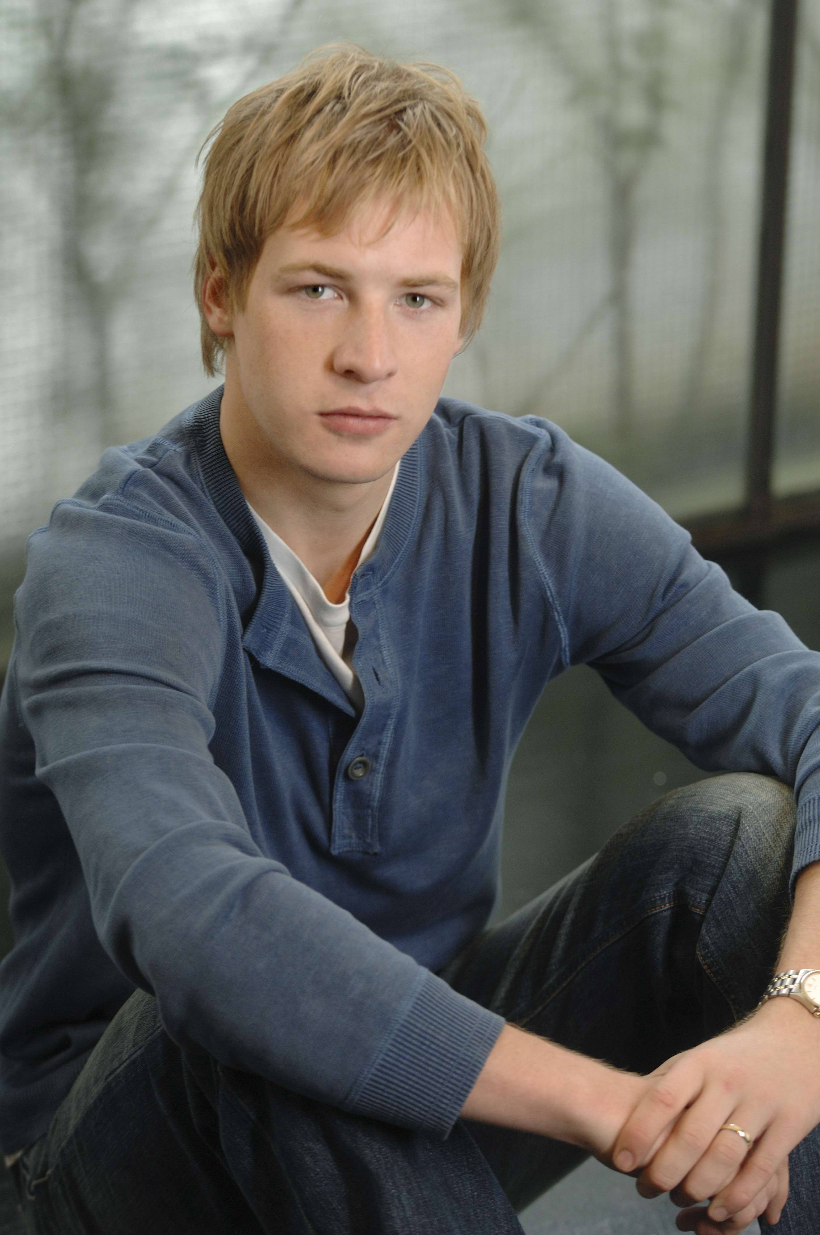 H2o просто добавь воды ангус макларен. Angus mclaren. ангус макларен. ангус макларен. энгус макларен {angus mclaren}.